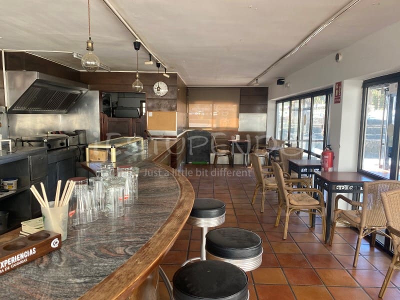 Erhverv til salg i Puerto del Carmen - € 395.000 (Ref: 9659209)