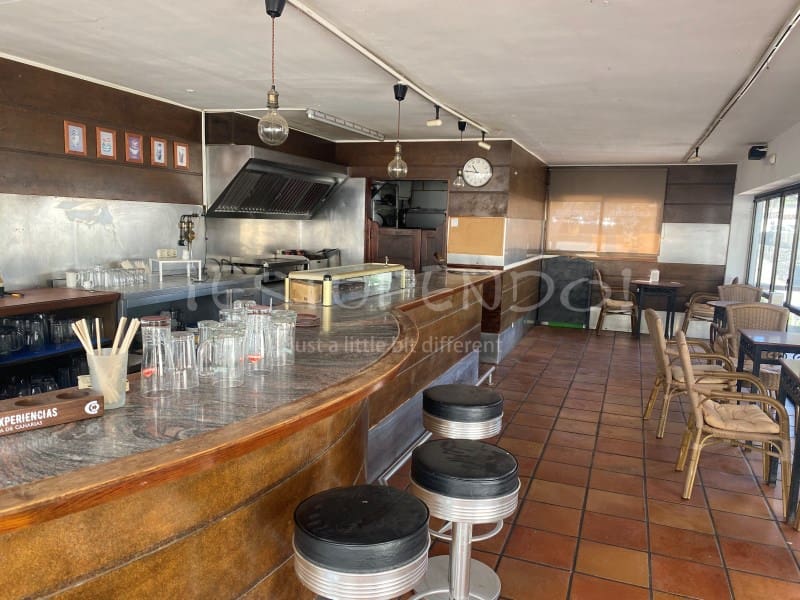 Erhverv til salg i Puerto del Carmen - € 395.000 (Ref: 9659209)