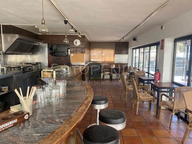 Erhverv til salg i Puerto del Carmen, Tías - € 395.000 (Ref: 9659209)