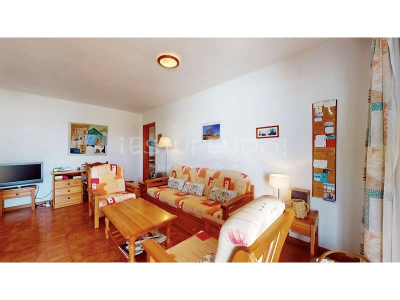 2 bedroom Townhouse for sale in Playa Blanca - € 320,000 (Ref: 9735372)