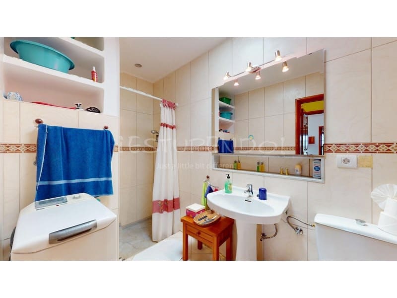 2 bedroom Townhouse for sale in Playa Blanca - € 320,000 (Ref: 9735372)