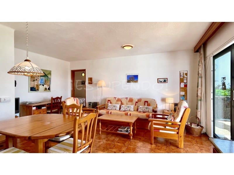 2 bedroom Townhouse for sale in Playa Blanca - € 320,000 (Ref: 9735372)