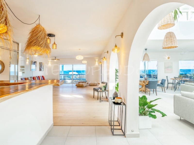 5 soverom Villa til salgs i Charco del Palo med svømmebasseng - € 2 500 000 (Ref: 9751831)