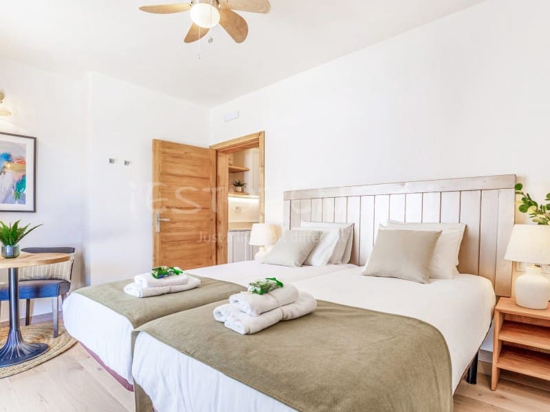 5 soverom Villa til salgs i Charco del Palo med svømmebasseng - € 2 500 000 (Ref: 9751831)