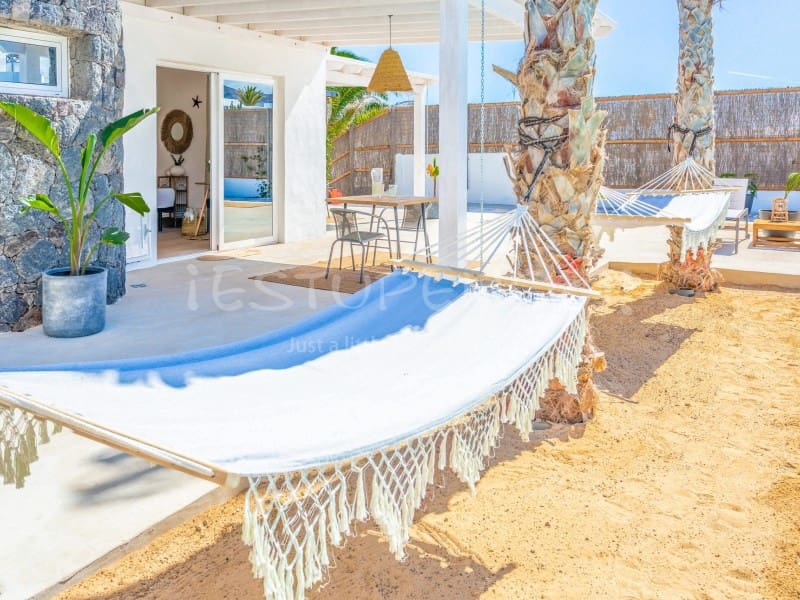 5 soverom Villa til salgs i Charco del Palo med svømmebasseng - € 2 500 000 (Ref: 9751831)