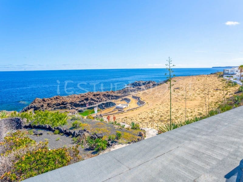 5 soverom Villa til salgs i Charco del Palo med svømmebasseng - € 2 500 000 (Ref: 9751831)