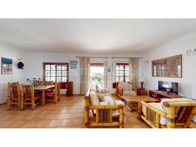 1 soverom Villa til salgs i Playa Blanca, Yaiza - € 475 000 (Ref: 9758717)
