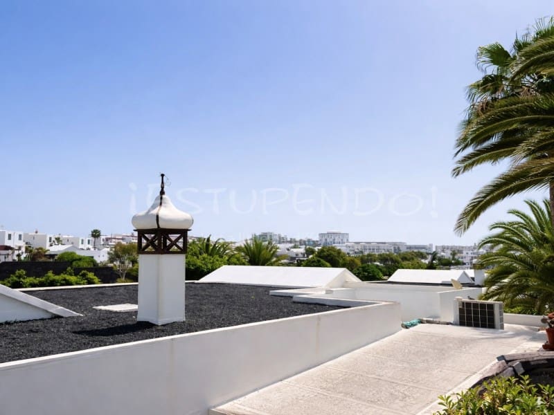 1 bedroom Villa for sale in Playa Blanca - € 475,000 (Ref: 9758717)