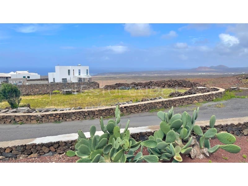 2 slaapkamer Villa te koop in Las Brenas - € 590.000 (Ref: 9777841)