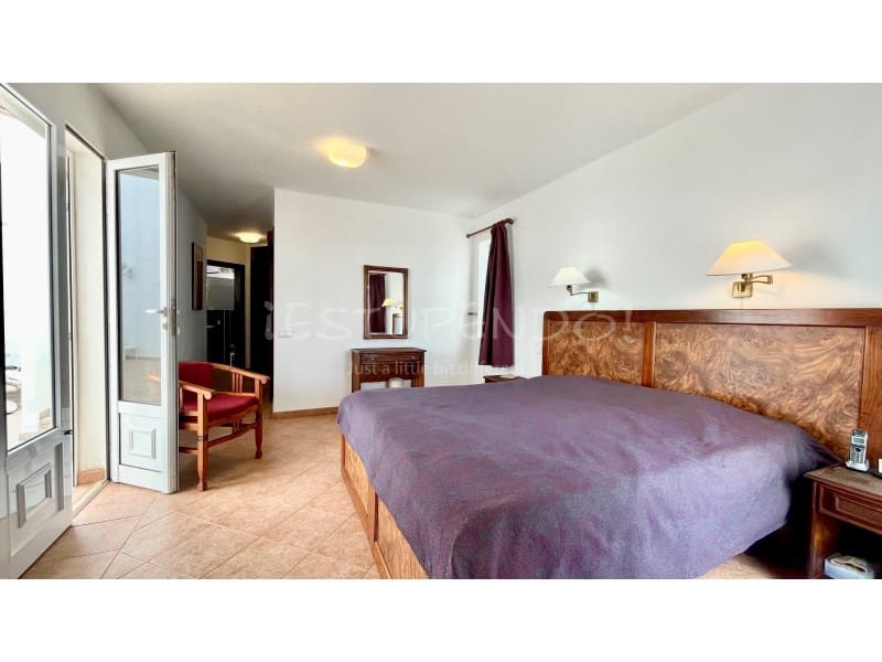 2 slaapkamer Villa te koop in Las Brenas - € 590.000 (Ref: 9777841)