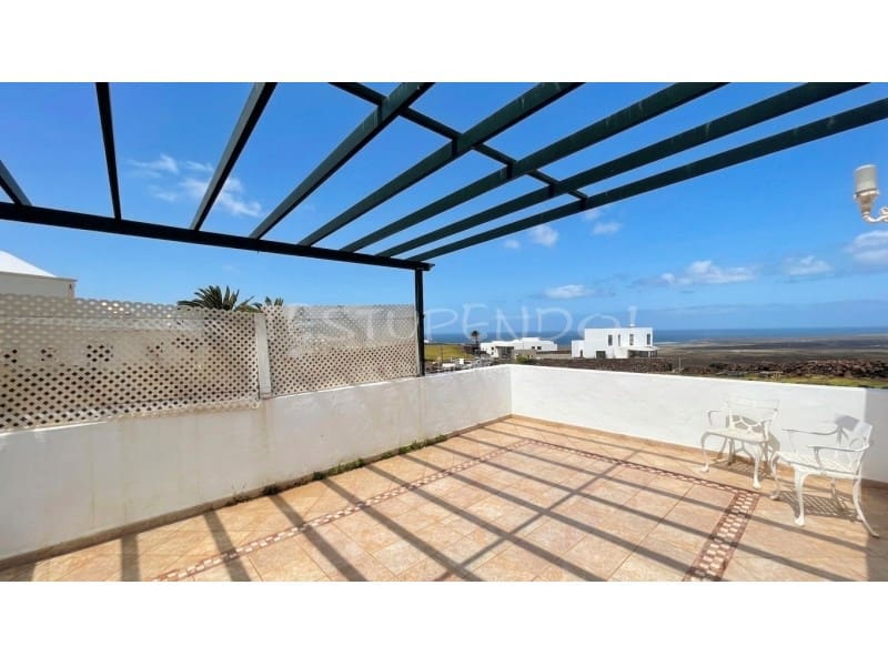 2 slaapkamer Villa te koop in Las Brenas - € 590.000 (Ref: 9777841)