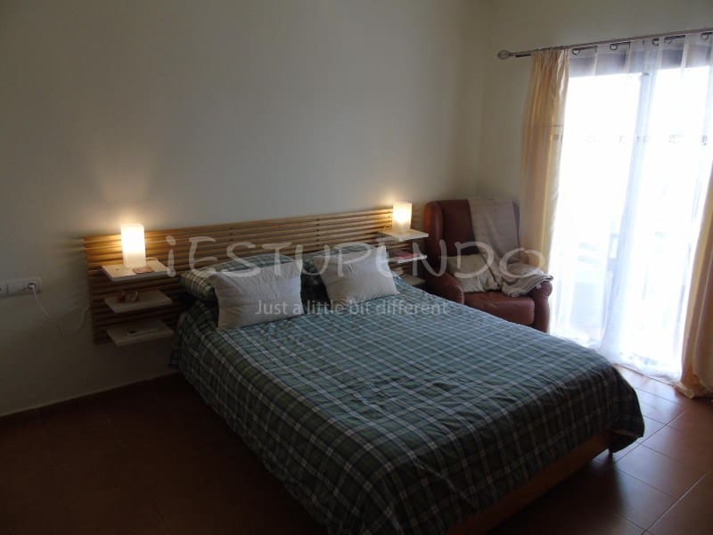 3 slaapkamer Villa te koop in Playa Blanca met garage - € 544.000 (Ref: 9806293)