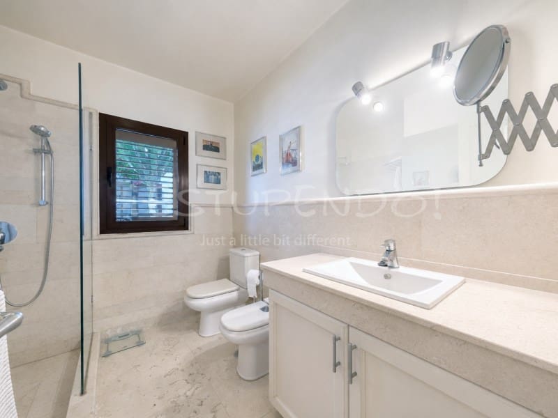 2 soveværelse Villa til salg i Puerto del Carmen - € 723.000 (Ref: 9833593)