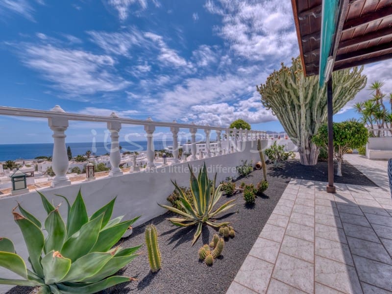 2 soveværelse Villa til salg i Puerto del Carmen - € 723.000 (Ref: 9833593)