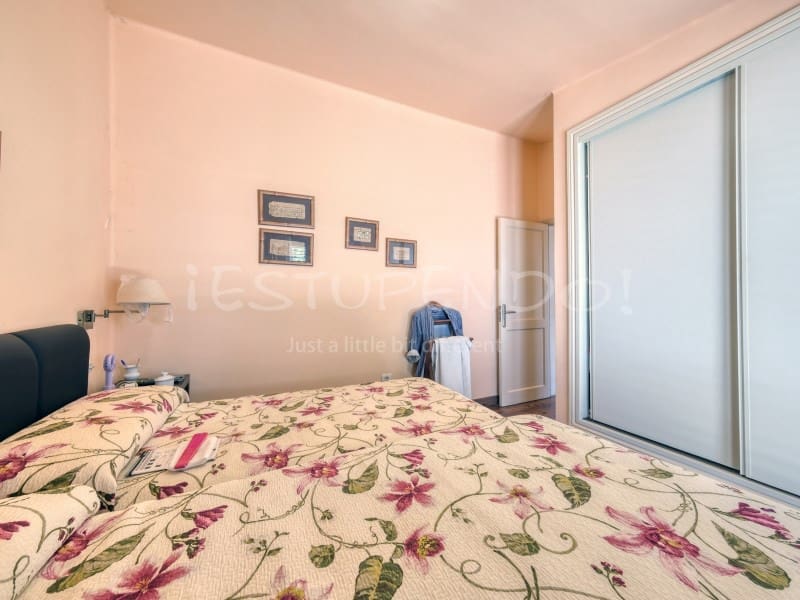 2 soveværelse Villa til salg i Puerto del Carmen - € 723.000 (Ref: 9833593)