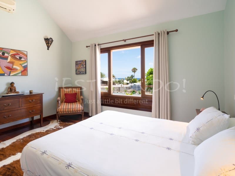5 soverom Villa til salgs i Arrecife - € 1 190 000 (Ref: 9888735)