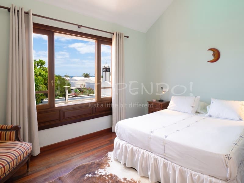 5 soverom Villa til salgs i Arrecife - € 1 190 000 (Ref: 9888735)