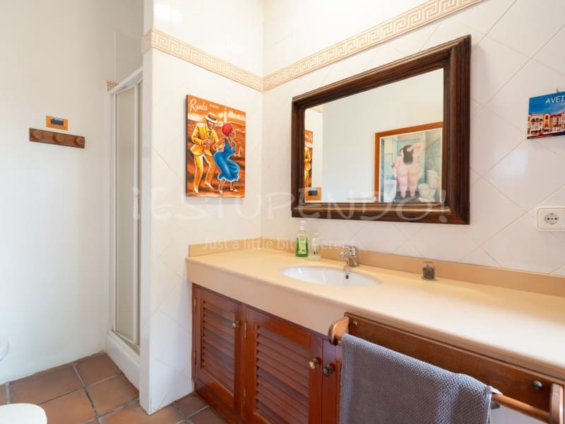 5 soverom Villa til salgs i Arrecife - € 1 190 000 (Ref: 9888735)
