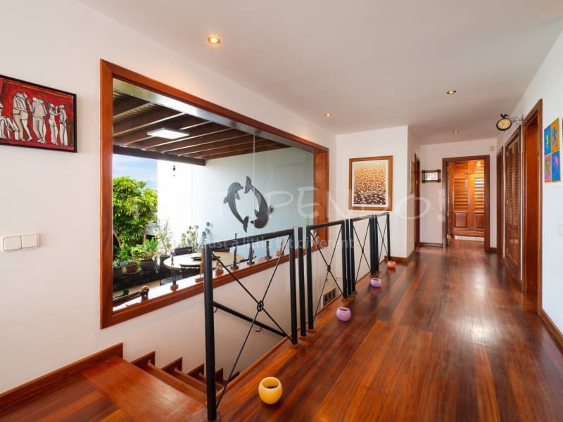 5 soverom Villa til salgs i Arrecife - € 1 190 000 (Ref: 9888735)