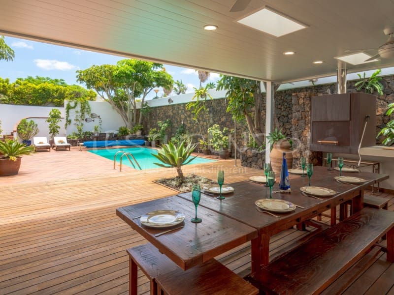 5 soverom Villa til salgs i Arrecife - € 1 190 000 (Ref: 9888735)