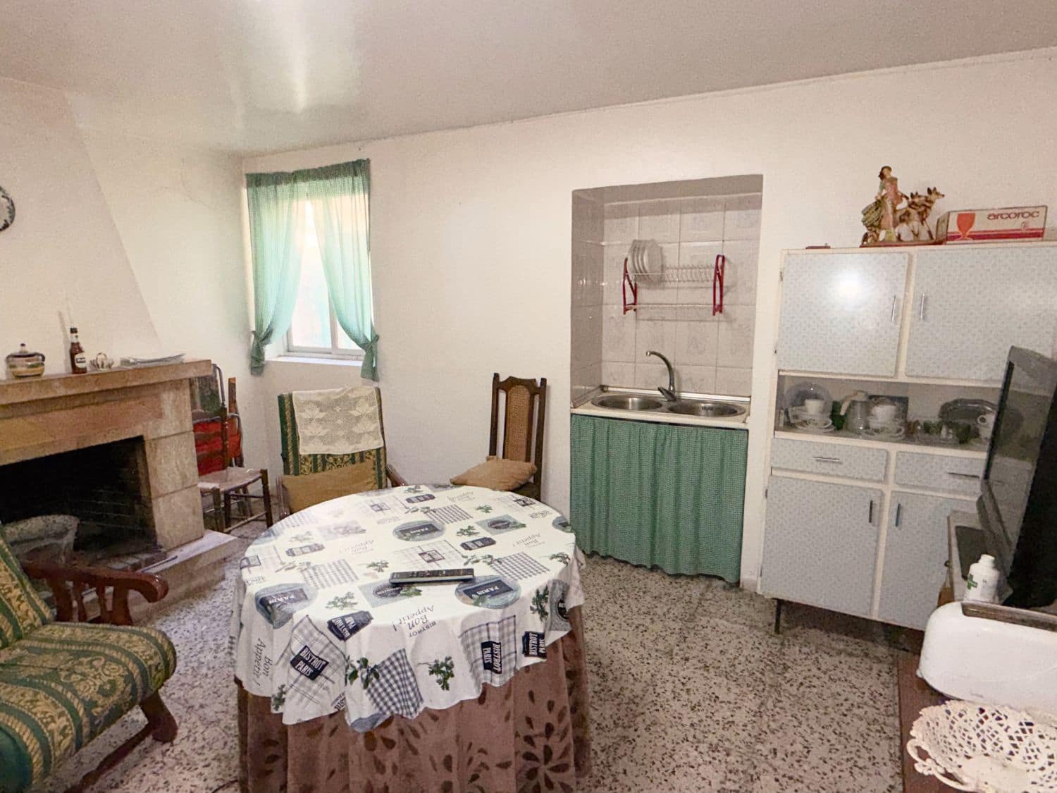 Casa de 6 habitaciones en Oria en venta con garaje - 143.000 € (Ref: 10133131)