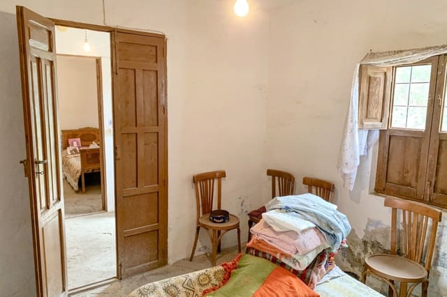 4 quarto Quinta/Casa Rural para venda em Oria - 49 950 € (Ref: 10133132)