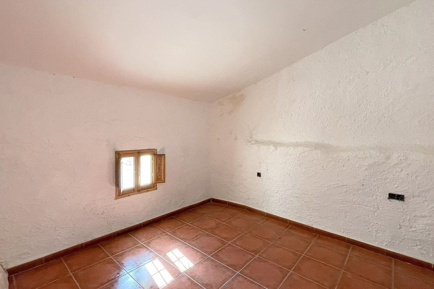 3 quarto Quinta/Casa Rural para venda em Oria - 66 500 € (Ref: 10133135)