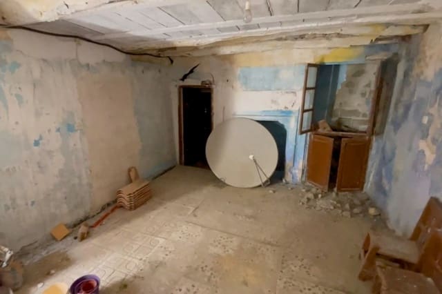 3 quarto Quinta/Casa Rural para venda em Oria - 66 500 € (Ref: 10133135)