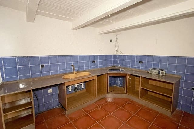 3 quarto Quinta/Casa Rural para venda em Oria - 66 500 € (Ref: 10133135)