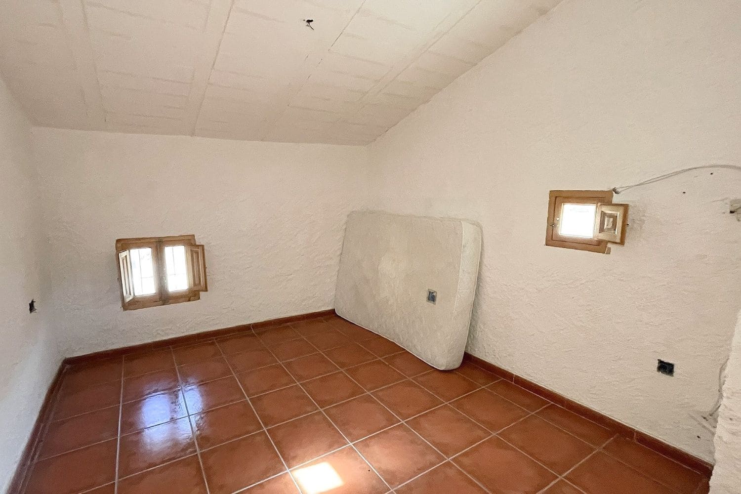 3 quarto Quinta/Casa Rural para venda em Oria - 66 500 € (Ref: 10133135)