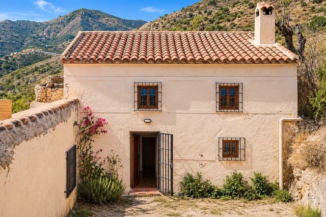 3 quarto Quinta/Casa Rural para venda em Oria - 66 500 € (Ref: 10133135)