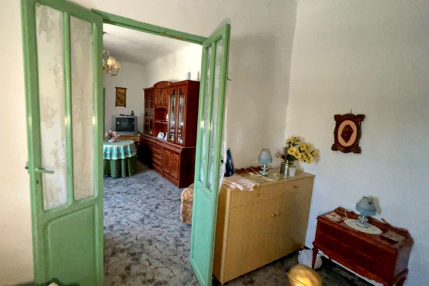 4 slaapkamer Huis te koop in Oria met garage - € 75.000 (Ref: 10133138)