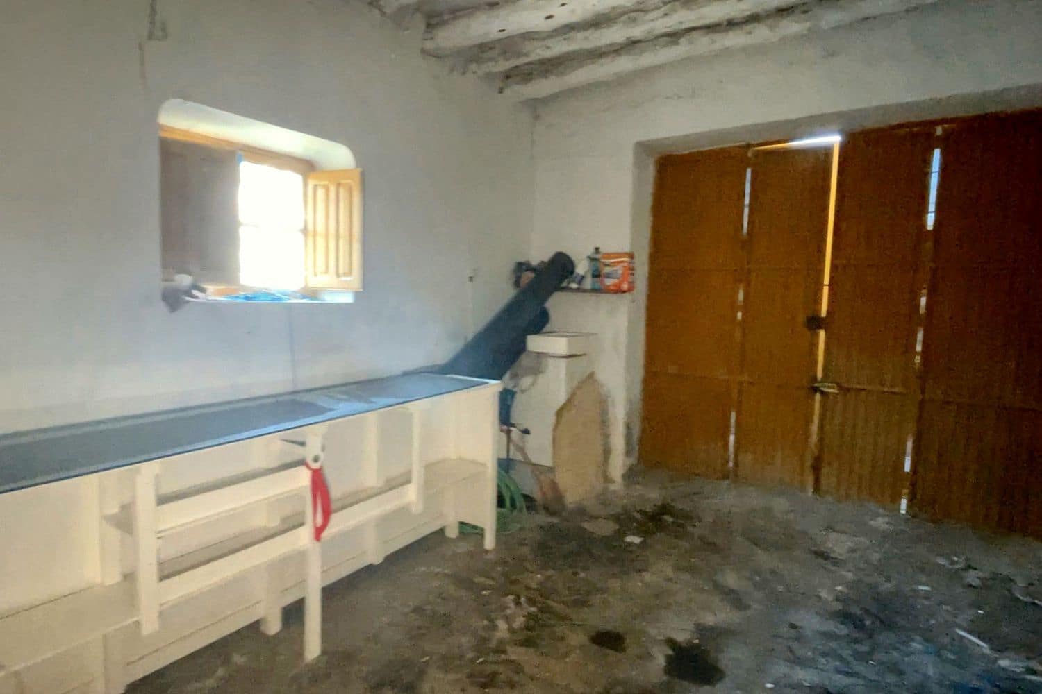 4 slaapkamer Huis te koop in Oria met garage - € 75.000 (Ref: 10133138)