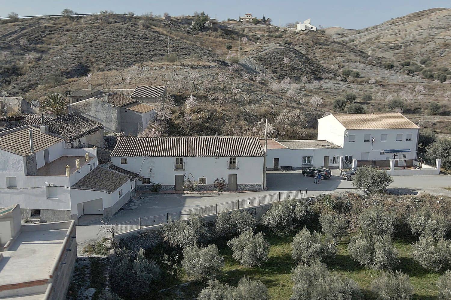 4 slaapkamer Huis te koop in Oria met garage - € 75.000 (Ref: 10133138)