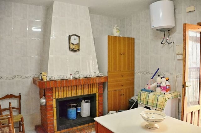 4 slaapkamer Huis te koop in Cantoria - € 85.000 (Ref: 6354308)