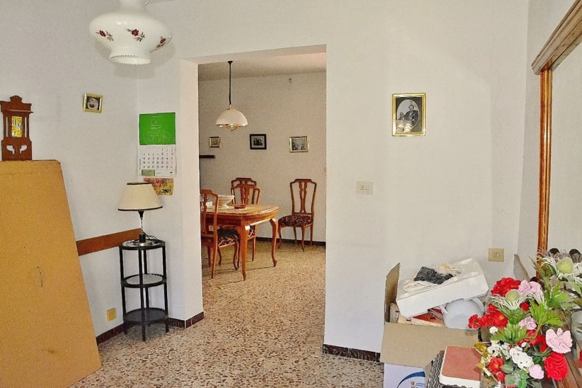 4 slaapkamer Huis te koop in Cantoria - € 85.000 (Ref: 6354308)