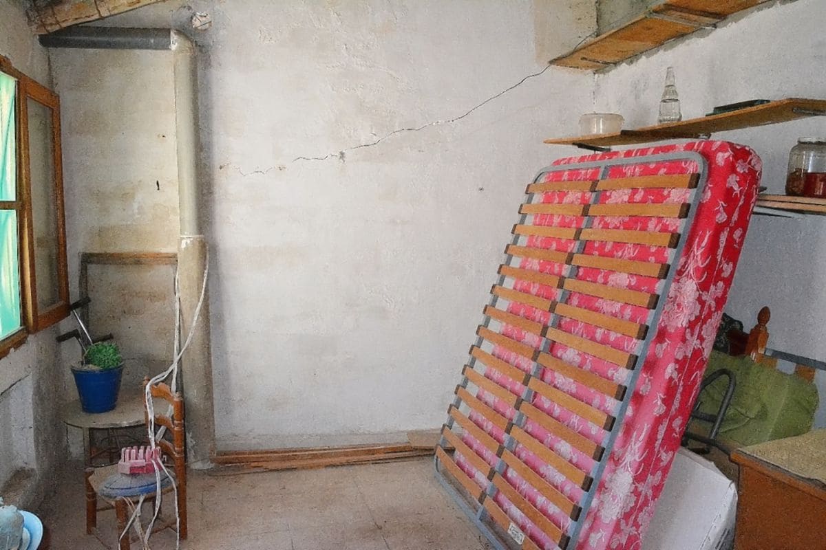 4 slaapkamer Huis te koop in Cantoria - € 85.000 (Ref: 6354308)