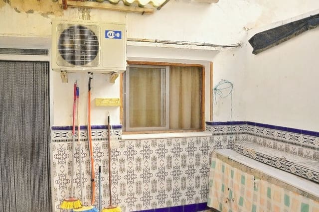 4 slaapkamer Huis te koop in Cantoria - € 85.000 (Ref: 6354308)