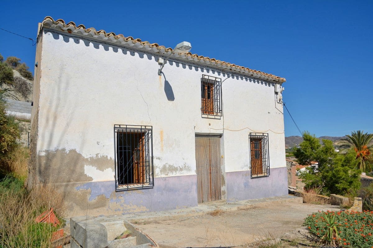 3 bedroom Finca/Country House for sale in Almanzora, Cantoria with