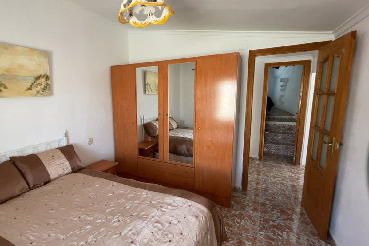 2 soveværelse Byhus til salg i El Margen - € 65.000 (Ref: 6354340)