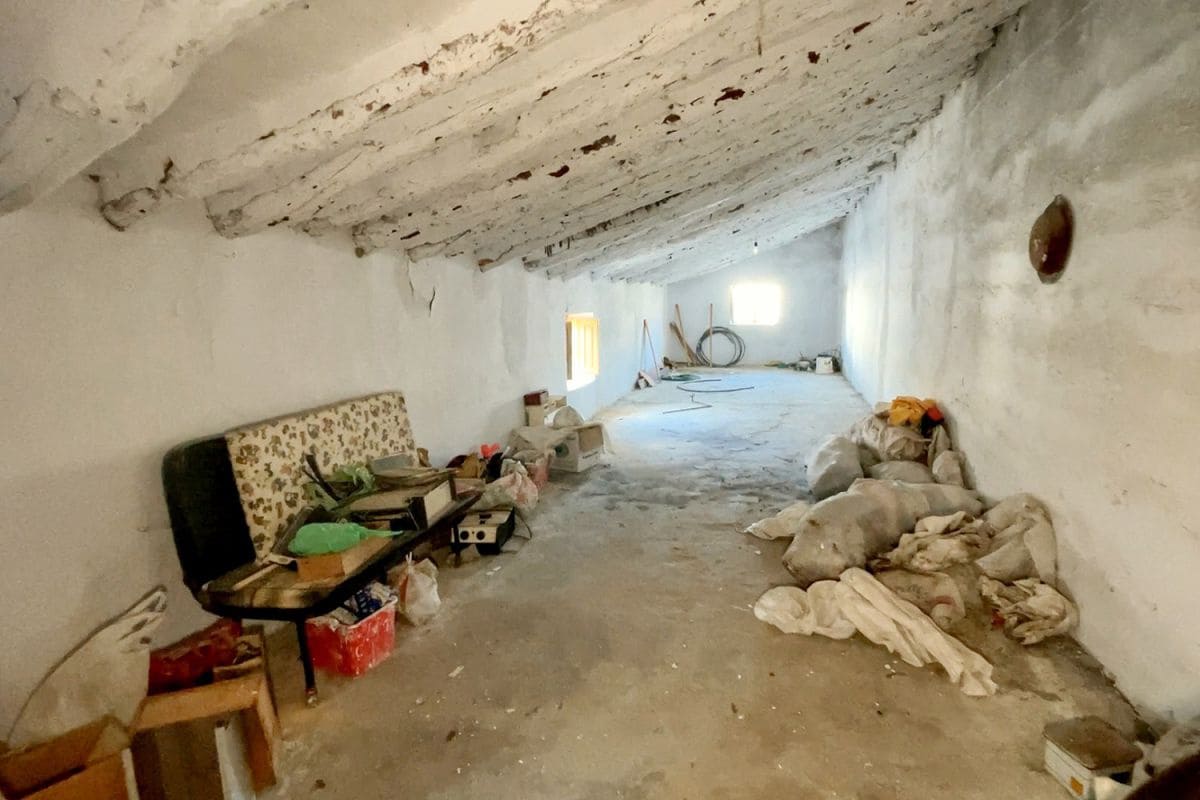 4 sovrum Hus till salu i Oria - 75 000 € (Ref: 6497159)