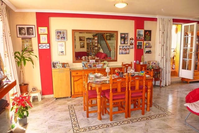 5 bedroom Apartment for sale in Mojácar with garage - € 368,000 (Ref: 7261081)