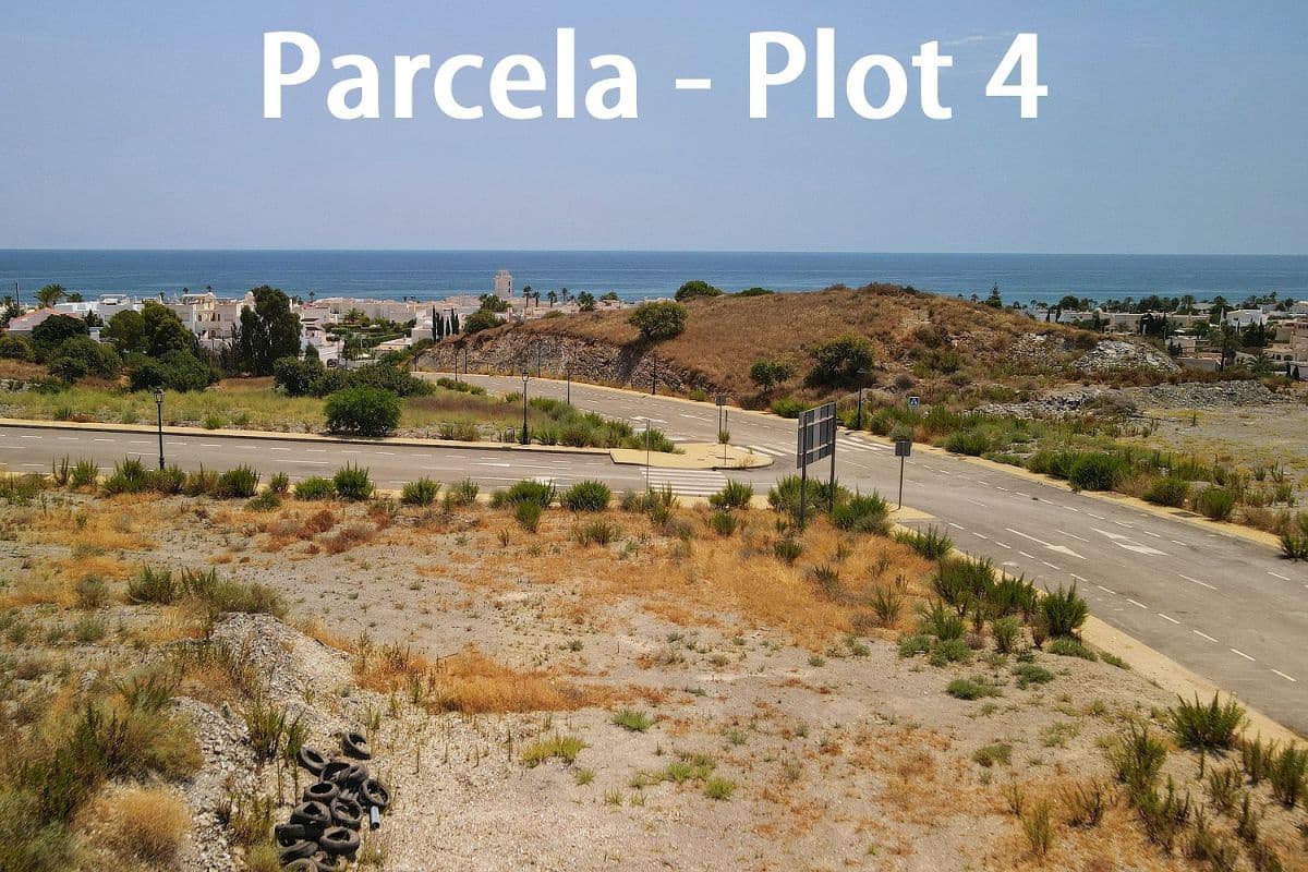 Grunde uden byggetilladelser til salg i Mojacar - € 160.000 (Ref: 7292687)