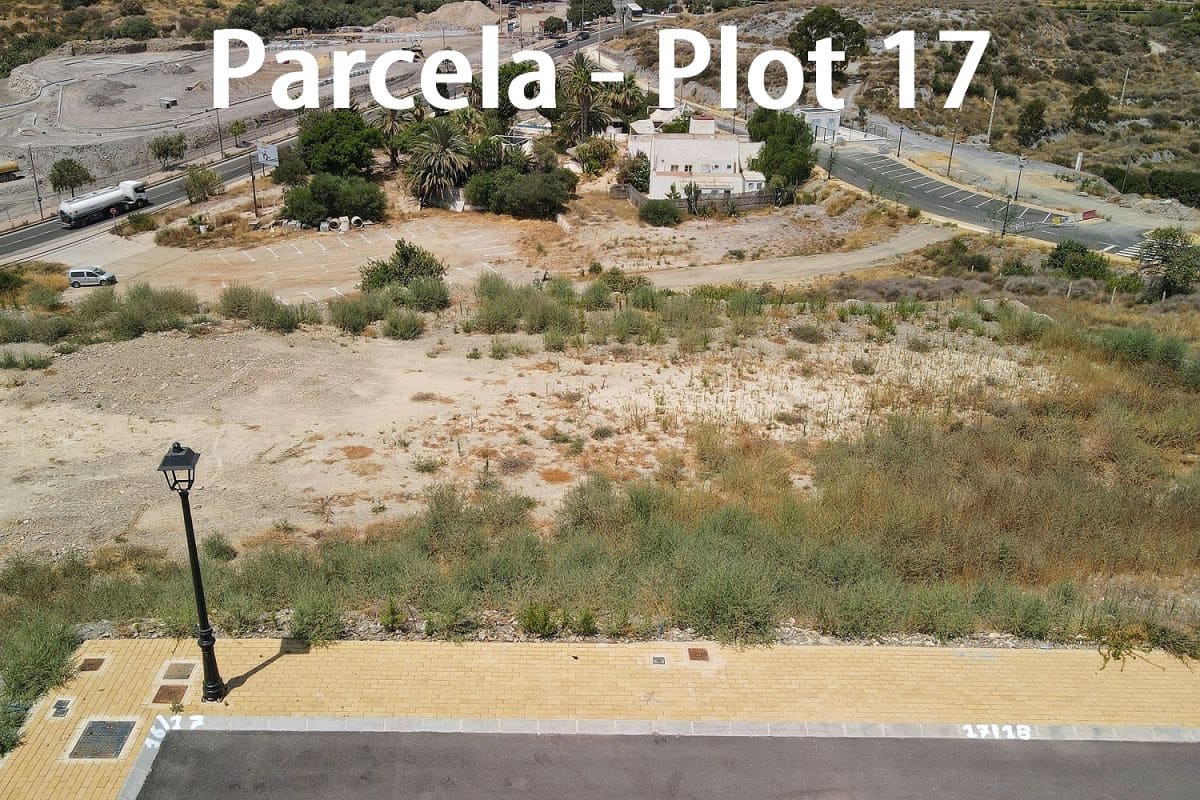 Grunde uden byggetilladelser til salg i Mojacar - € 160.000 (Ref: 7292687)