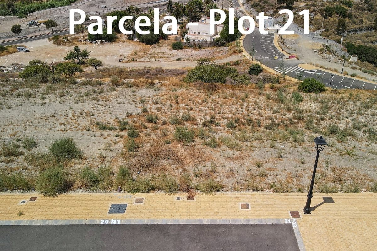 Grunde uden byggetilladelser til salg i Mojacar - € 160.000 (Ref: 7292687)