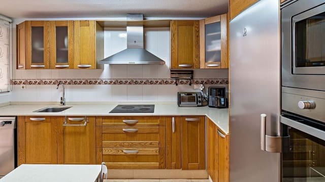 4 slaapkamer Huis te koop in Cuevas del Almanzora met garage - € 195.000 (Ref: 8511450)