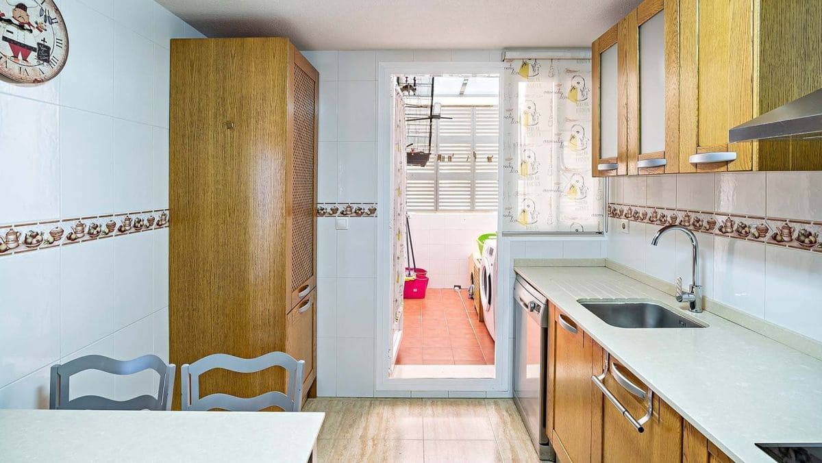 4 sypialnia Dom na sprzedaż w Cuevas del Almanzora z garażem - 195 000 € (Ref: 8511450)