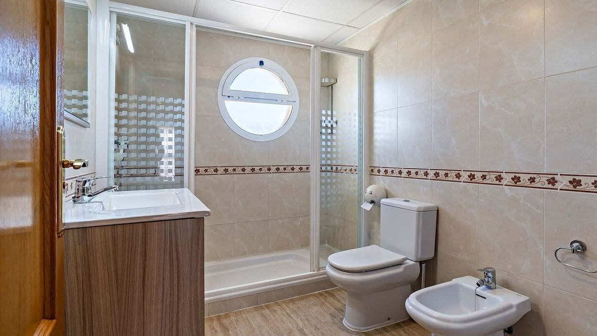 4 sypialnia Dom na sprzedaż w Cuevas del Almanzora z garażem - 195 000 € (Ref: 8511450)