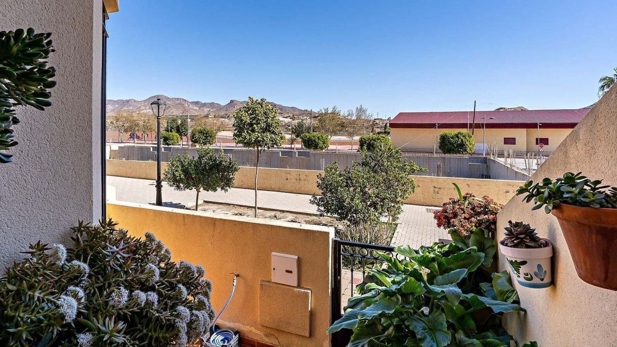 4 sypialnia Dom na sprzedaż w Cuevas del Almanzora z garażem - 195 000 € (Ref: 8511450)