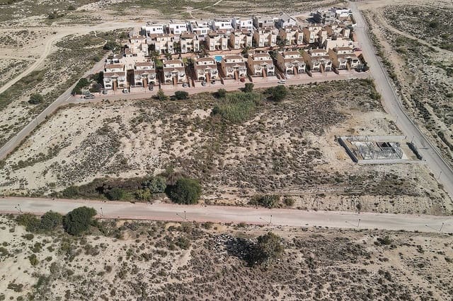 Ubebygd land til salgs i Los Gallardos - € 43 000 (Ref: 8696151)